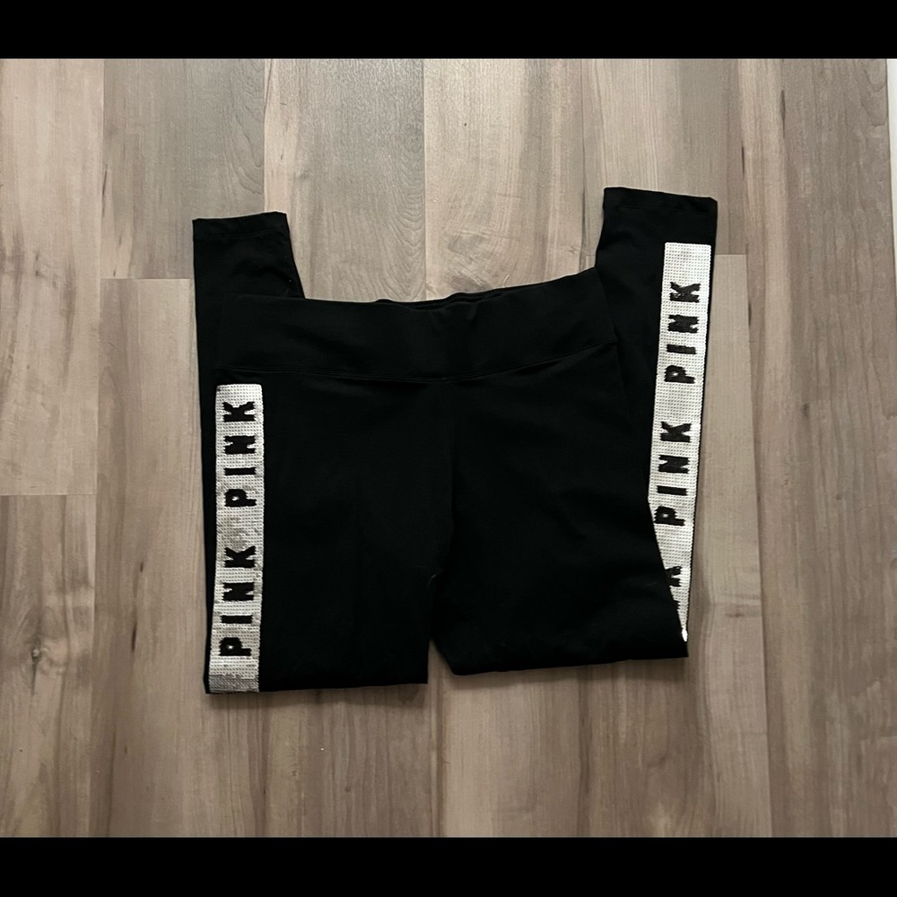 PINK leggings NEVER WORN 🔥🔥🔥